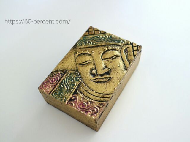 バリ土産の仏像の箱の画像
